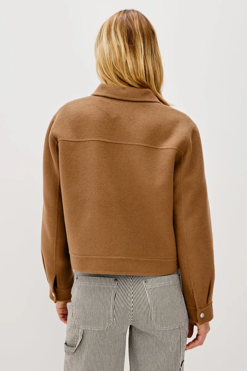 Mountain Jacket Camel