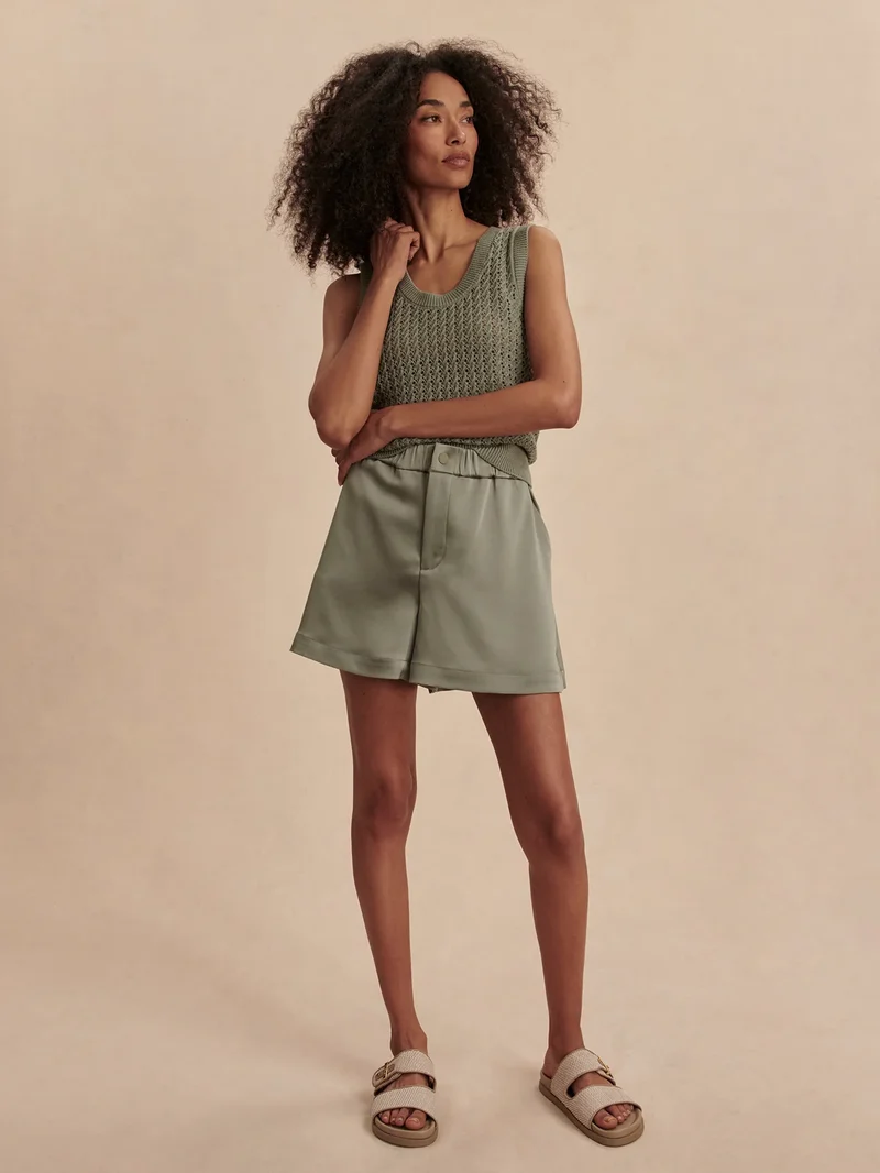Sarka High Rise Short Gravity Sage