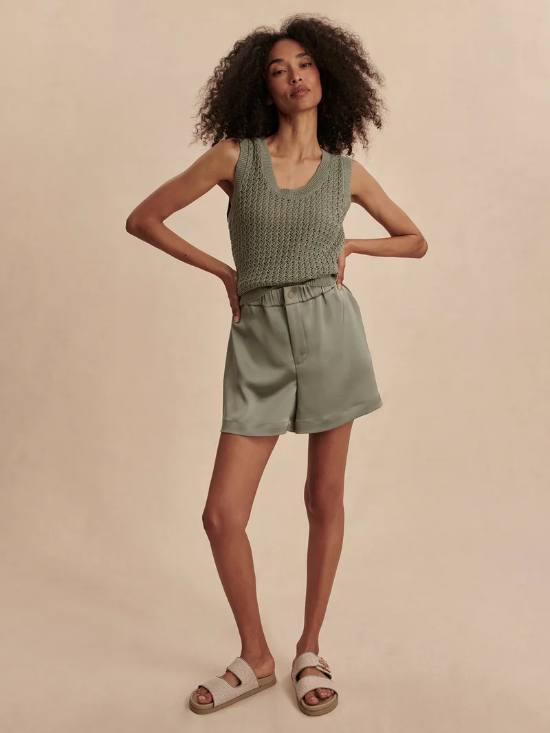 Sarka High Rise Short Gravity Sage
