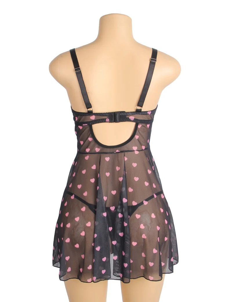 Schwarzes Babydoll aus Spitze mit Herzmuster, Wimpernspitzenbesatz am Brustbereich, Schleifenakzent und passendem T-Shirt-Set