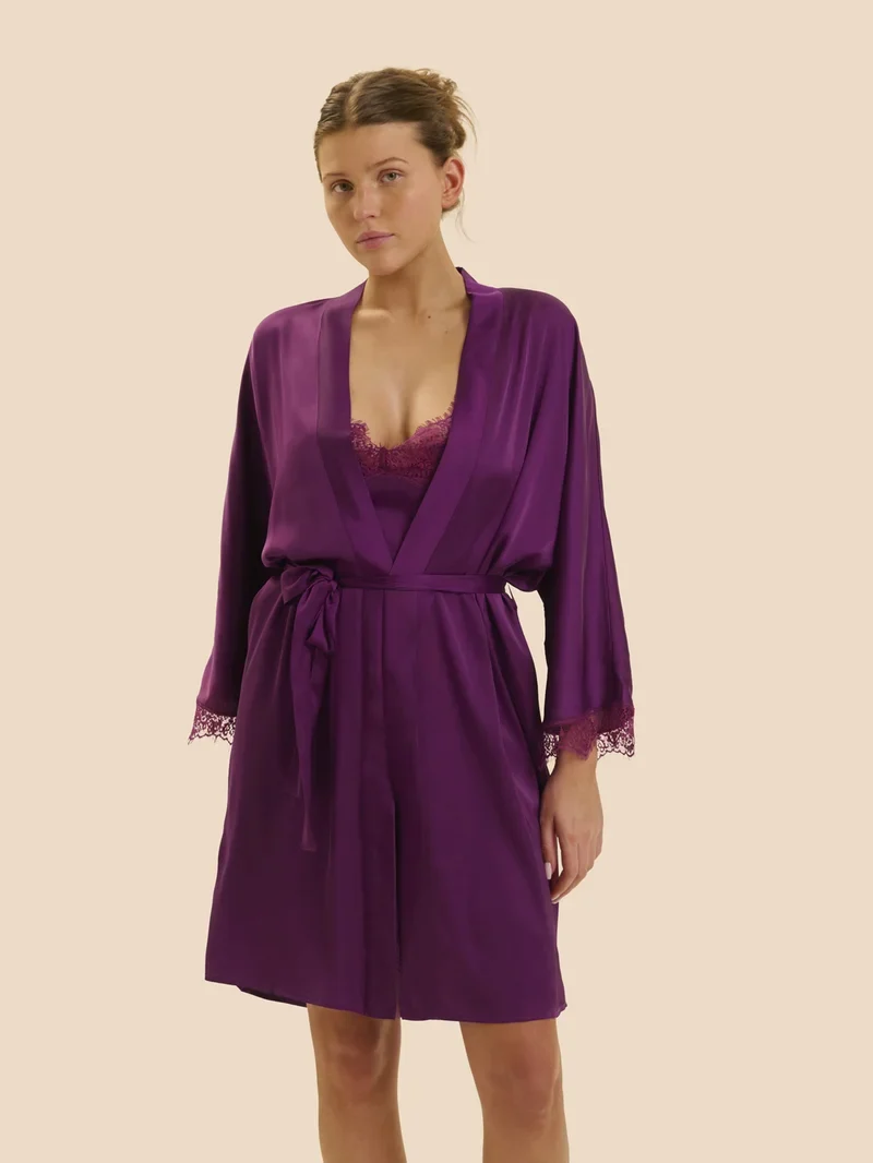 Simone Perele – Satin Secrets Kimono Blackberry