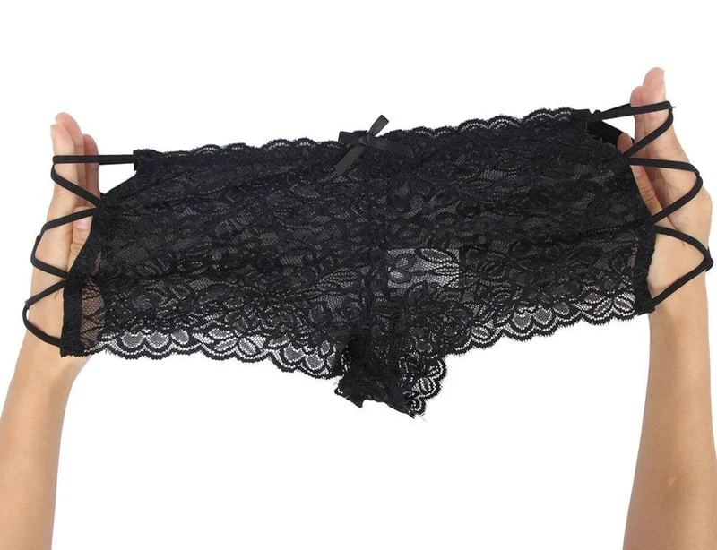 Schwarzer, hochgeschnittener Slip mit floraler Spitze und Trägern – gekreuzte Gummibänder, V-Ausschnitt und gepolsterter Zwickel