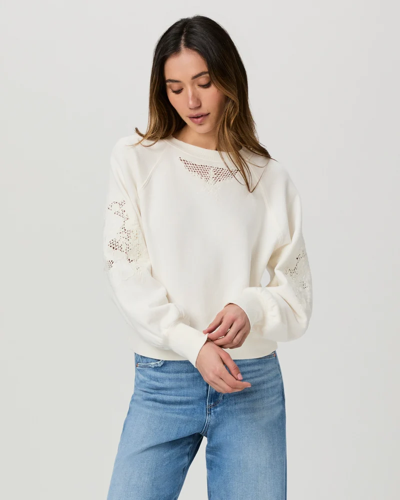 Cindy Crop Mesmerize