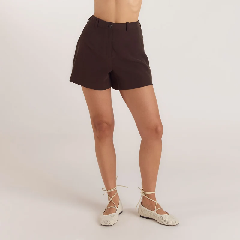 High-Waisted Tailored Shorts - Chocolate
