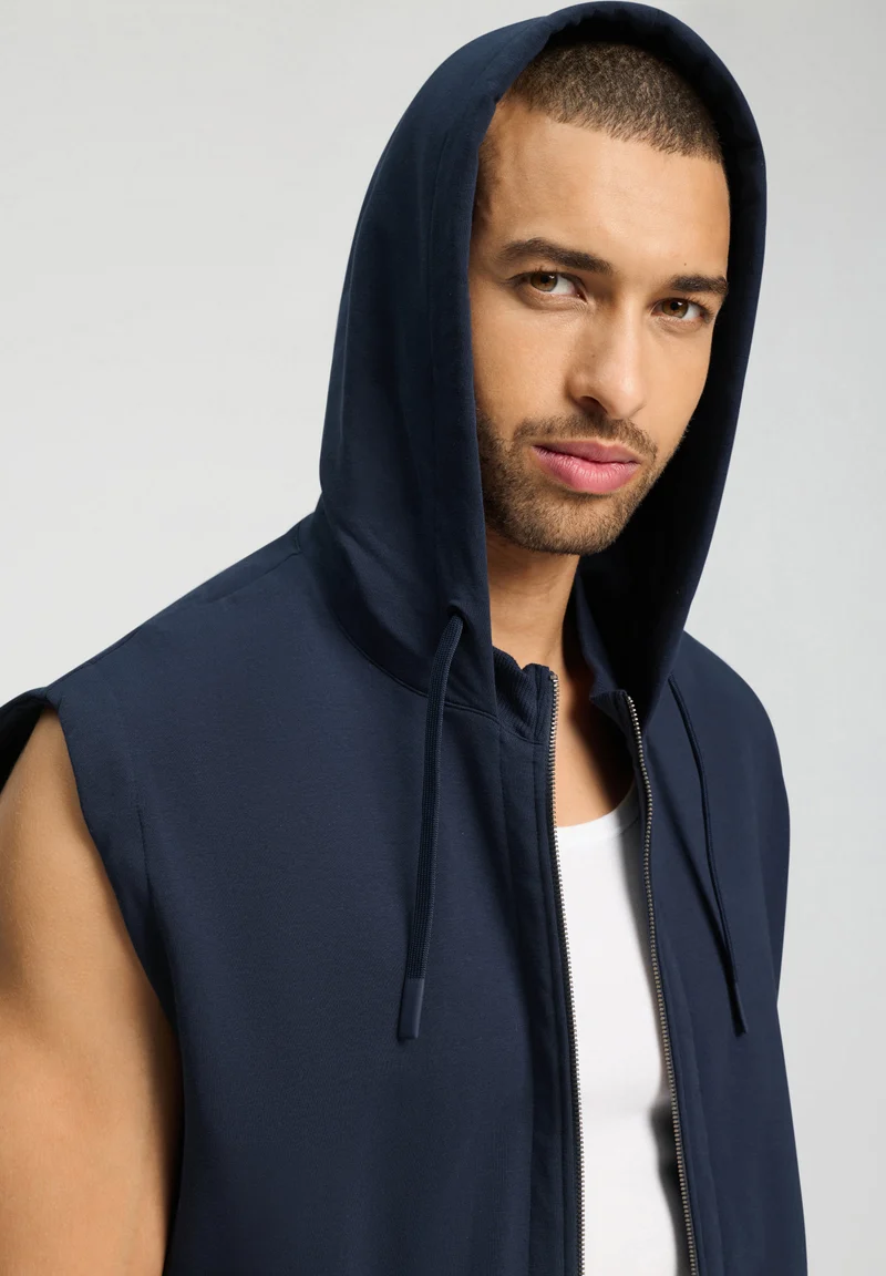 Natural Living Zippered vest | deep navy 075777-071610