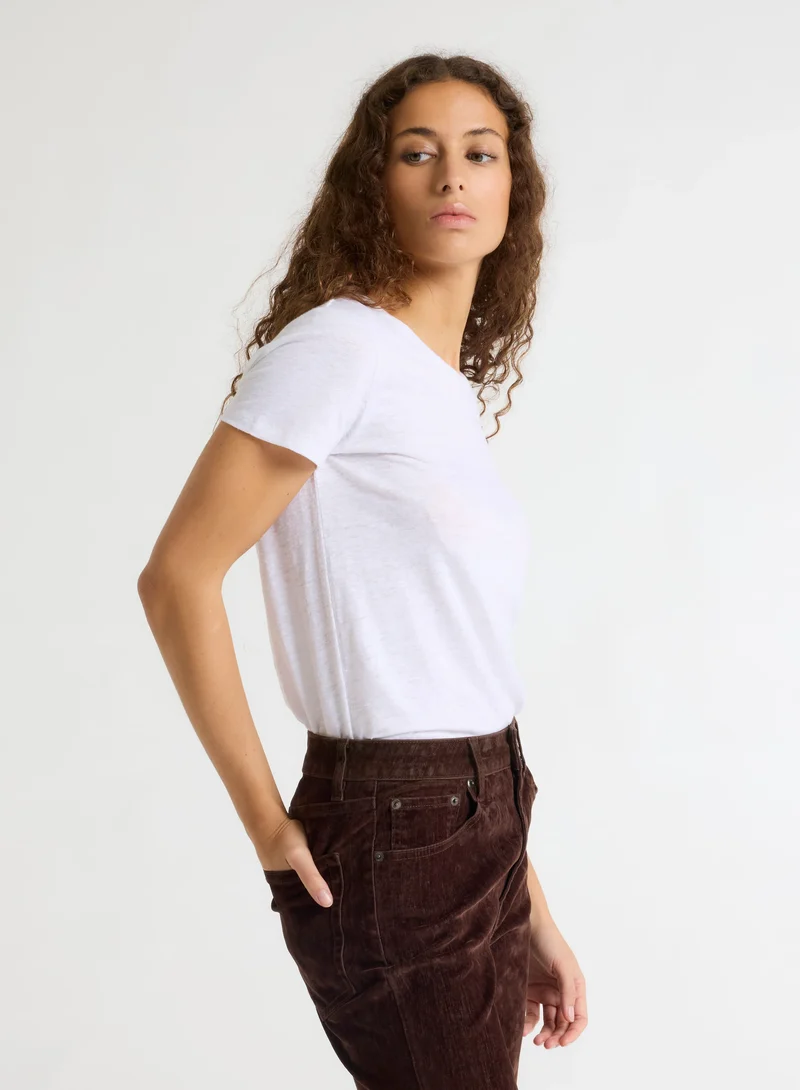 Round Neck Linen Tee White
