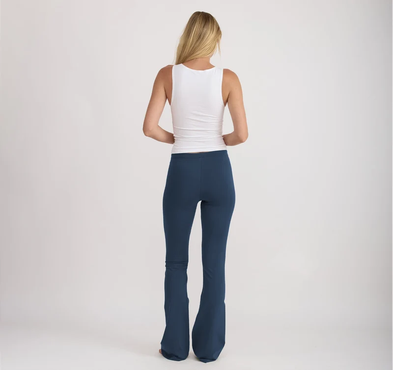 Core Flare Pants