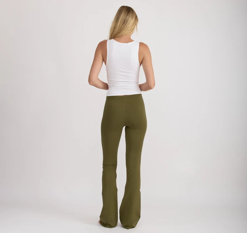 Core Flare Pants
