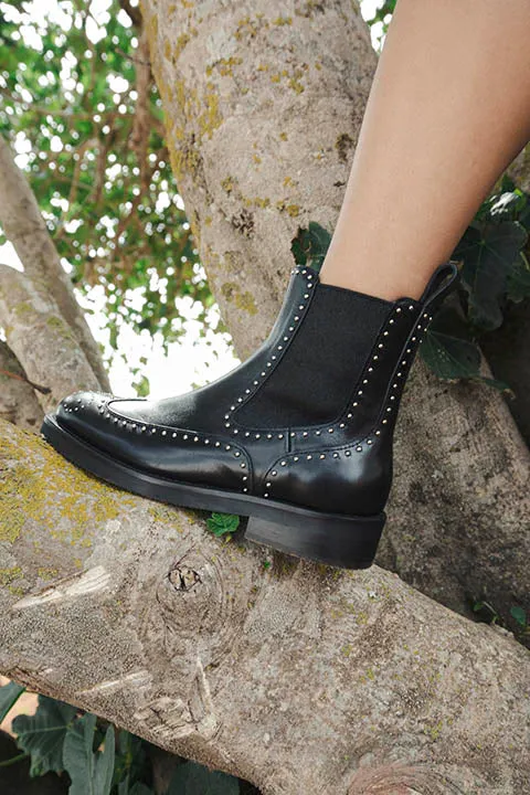Lilibeth Sierra Black Boot