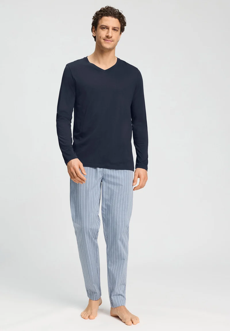 Night & Day L/SLV Shirt V-Neck | deep navy 075964-071610