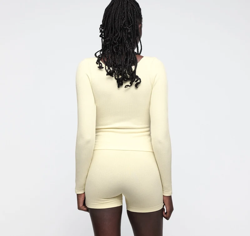 Seamless Waffle Long Sleeve Tee