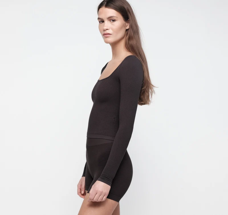 Seamless Waffle Long Sleeve Tee