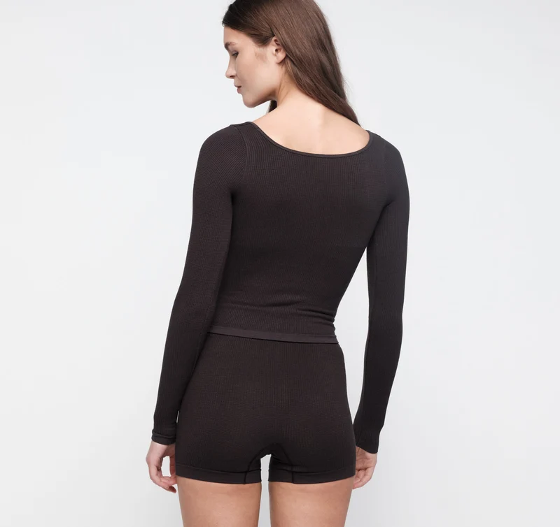 Seamless Waffle Long Sleeve Tee