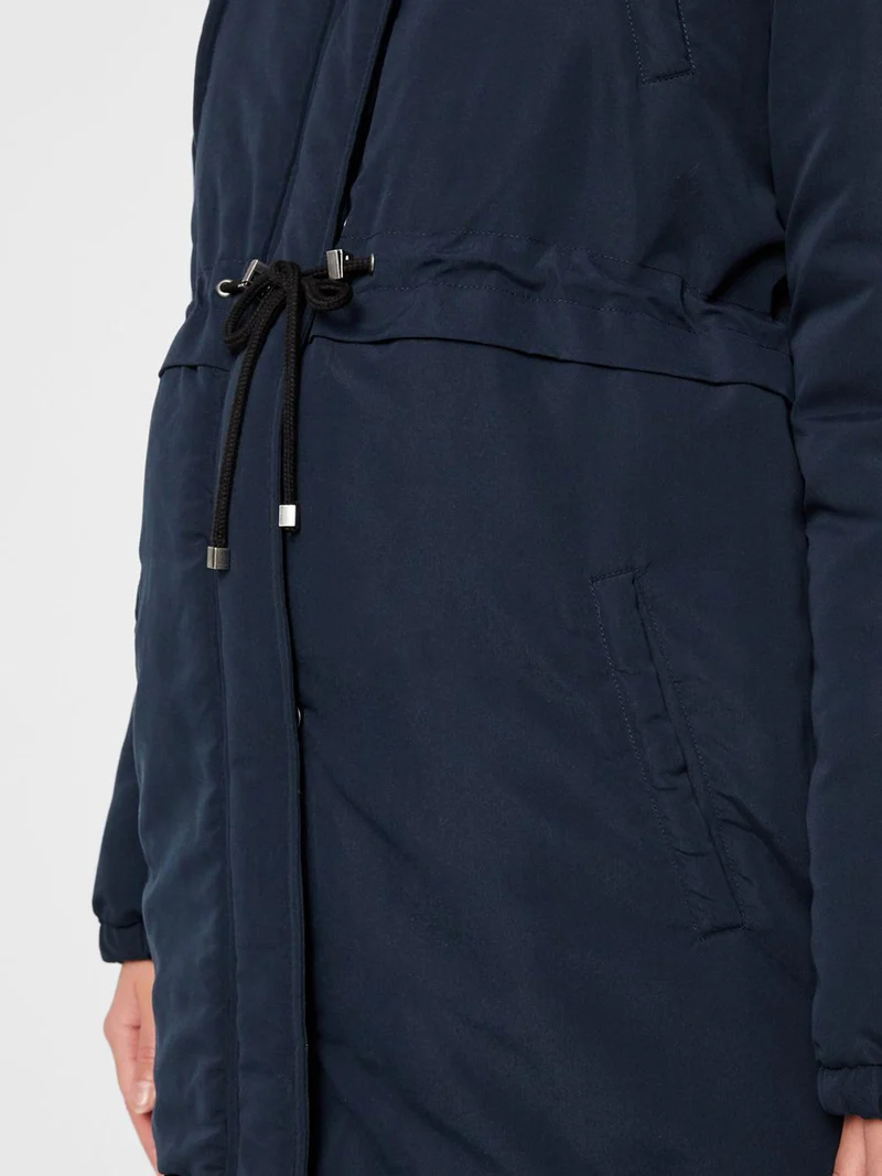 Mamalicious Vente Parka-Jacke – Jessa – Marineblauer Blazer