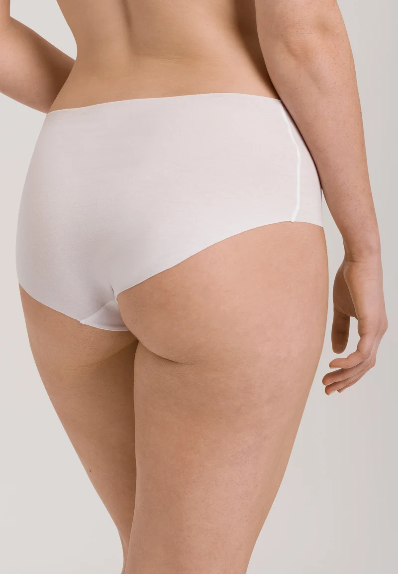 Invisible Cotton Maxi Briefs | white 079153-070101