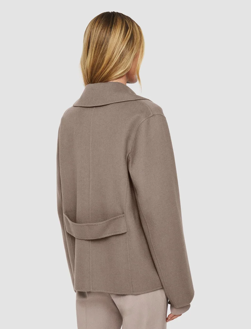 Gilkes Coat Escargot