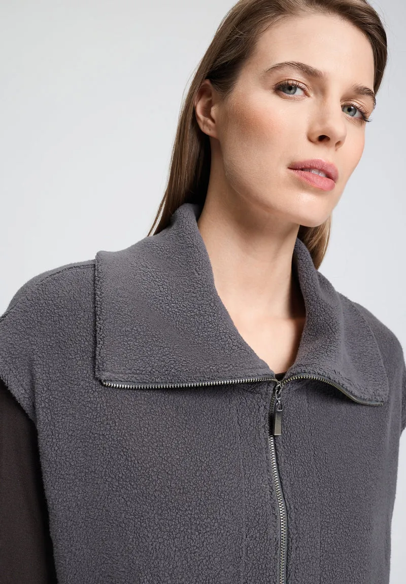 Easy Wear Zippered vest | boulevard 078932-072687