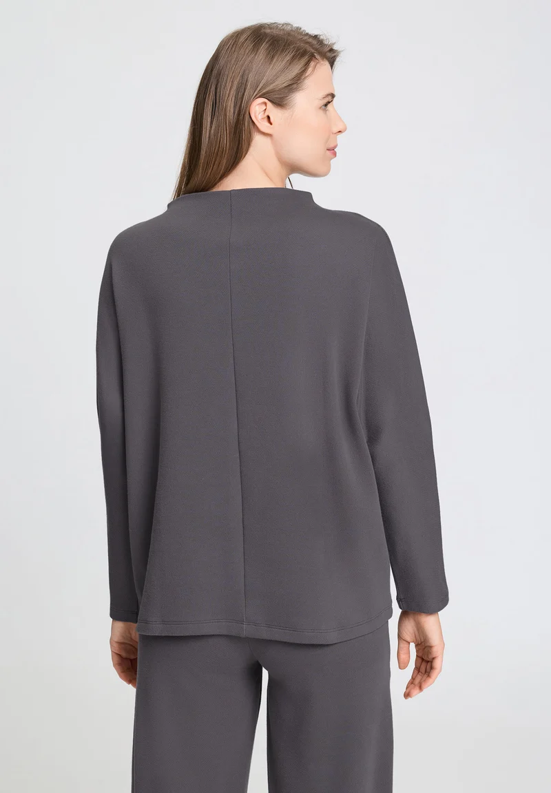Easy Wear Pullover | dark sesame 078929-073163