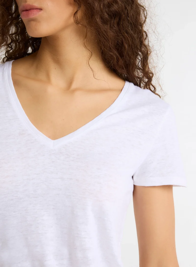 V-Neck Linen Tee White