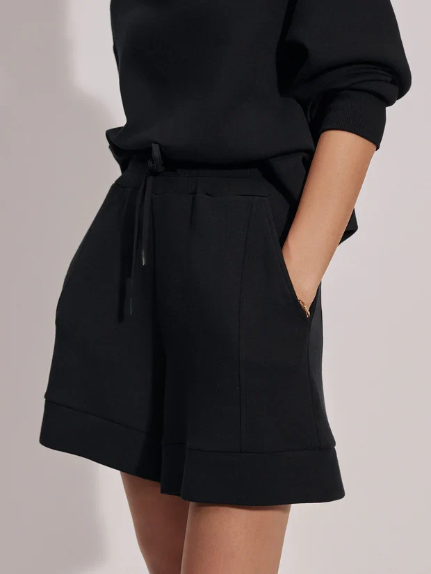 Alder High-Rise Short Black