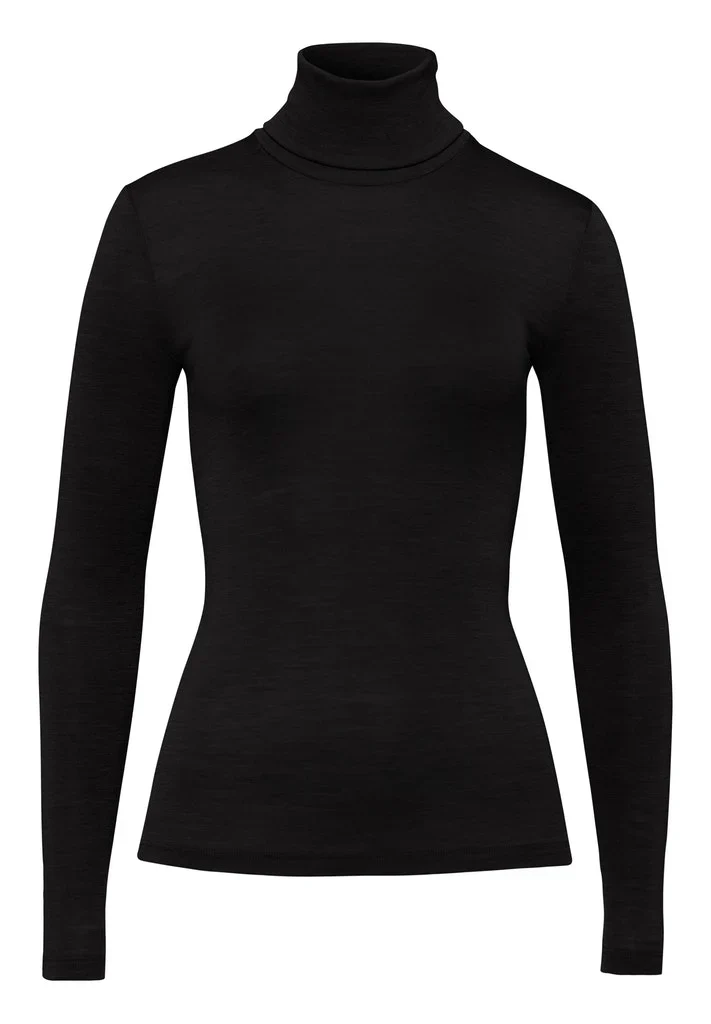 Woolen Silk Turtle Neck Long Sleeved Top Black