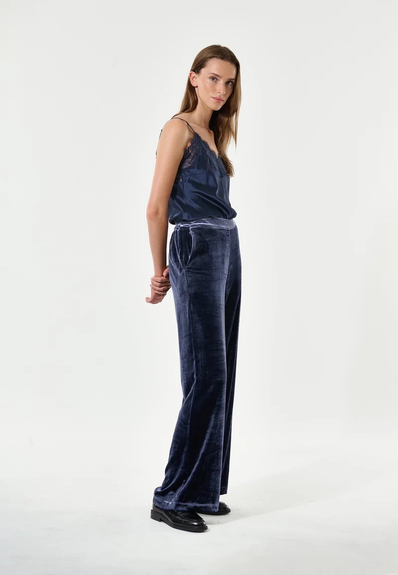 Nonadea Trousers