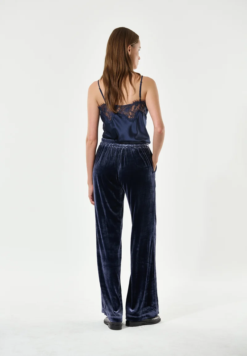 Nonadea Trousers
