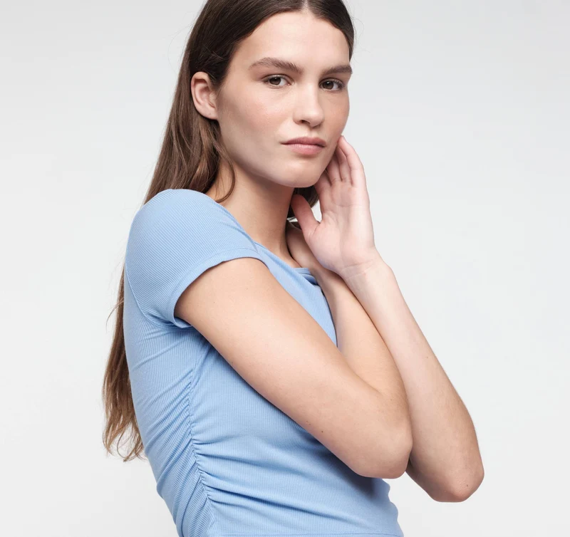 Active Rib Ruched Tee