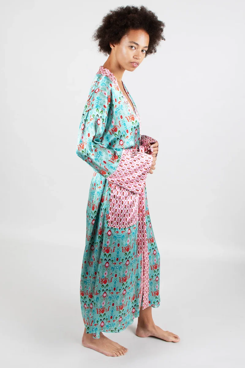 Iko Long Robe