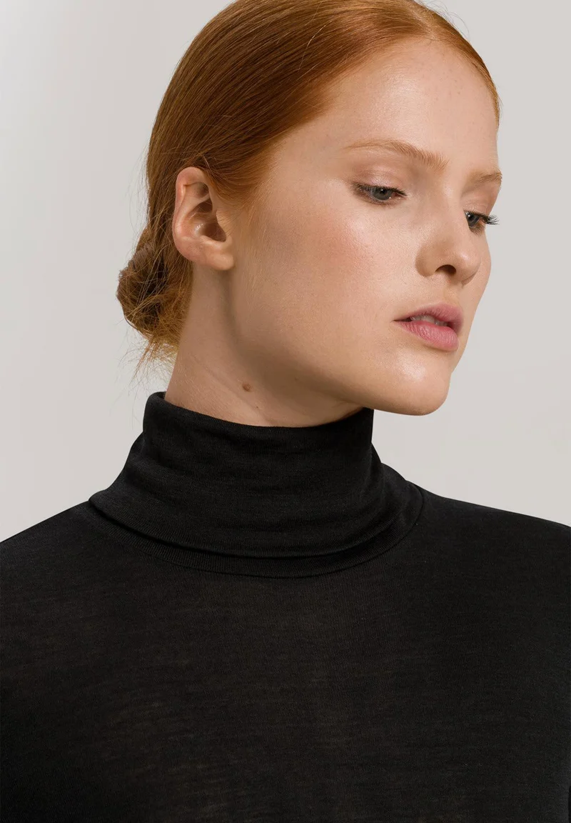 Woolen Silk Turtle-Neck Shirt | black 071423-070018