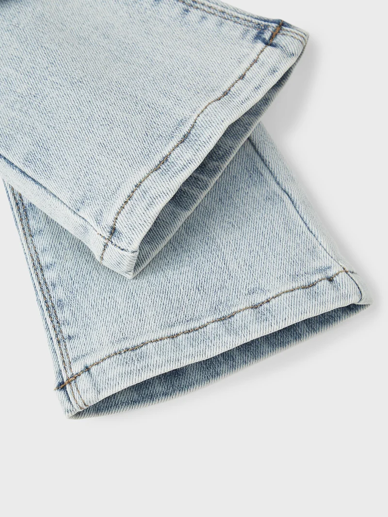 Lil' Atelier Jeans – Bootcut-Passform – Hellblauer Denim
