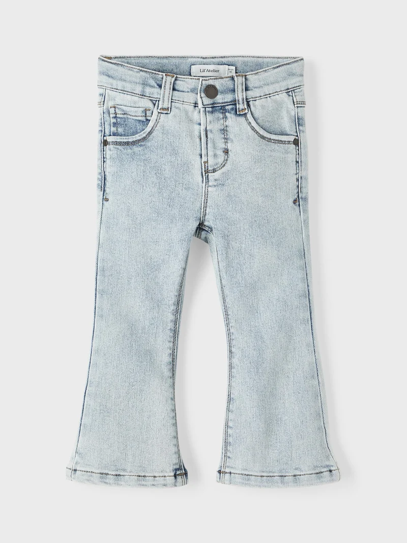 Lil' Atelier Jeans – Bootcut-Passform – Hellblauer Denim