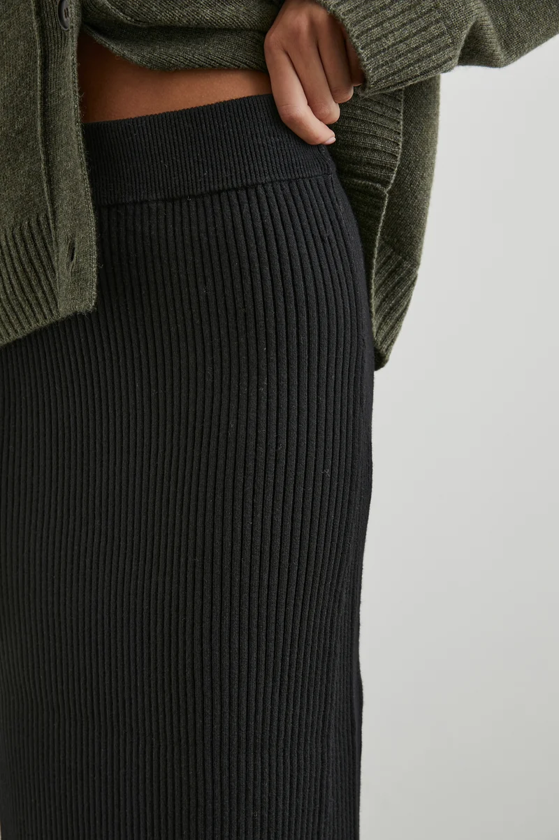 Davina Black Skirt
