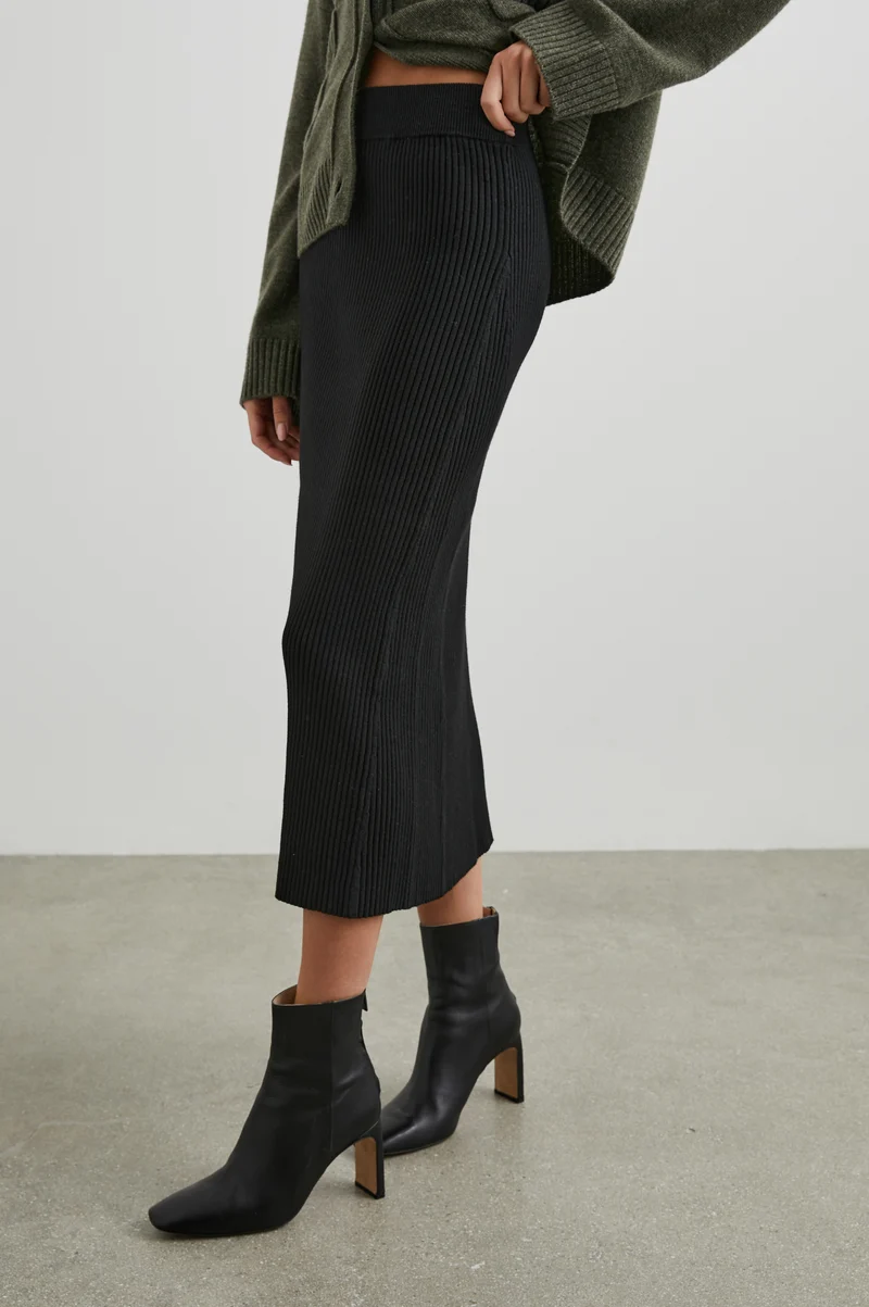 Davina Black Skirt
