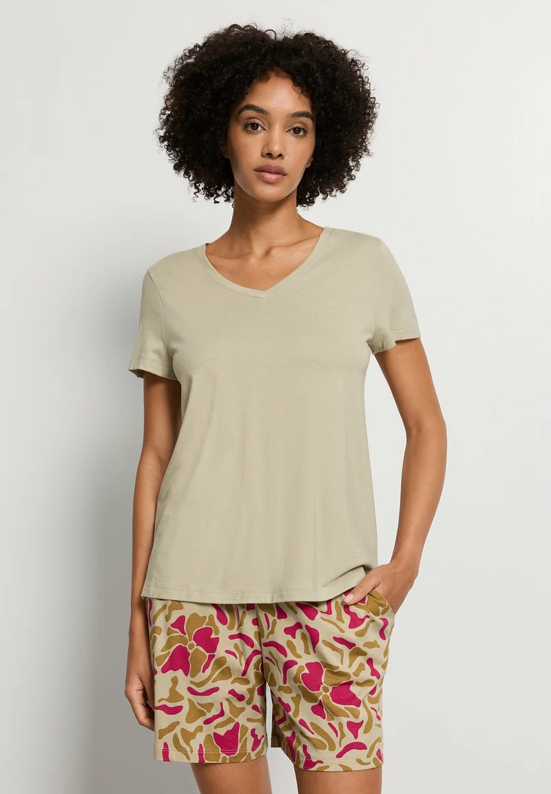 Sleep & Lounge S/SLV Shirt | olive stem 074842-072661