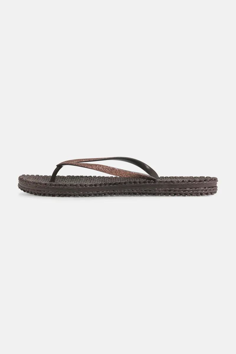 Flip Flops with Glitter Prune