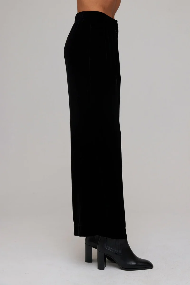Velvet Pleated Trousers