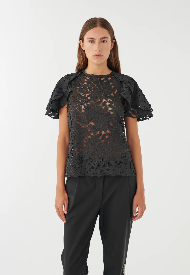 Delilah Blouse