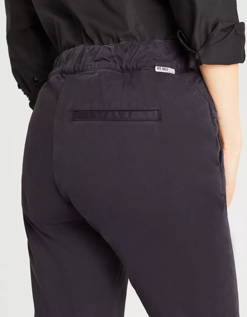 Suzie Chino Trousers Black