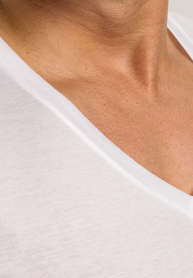Cotton Sporty S/SLV Shirt V-Neck | white 073510-070101