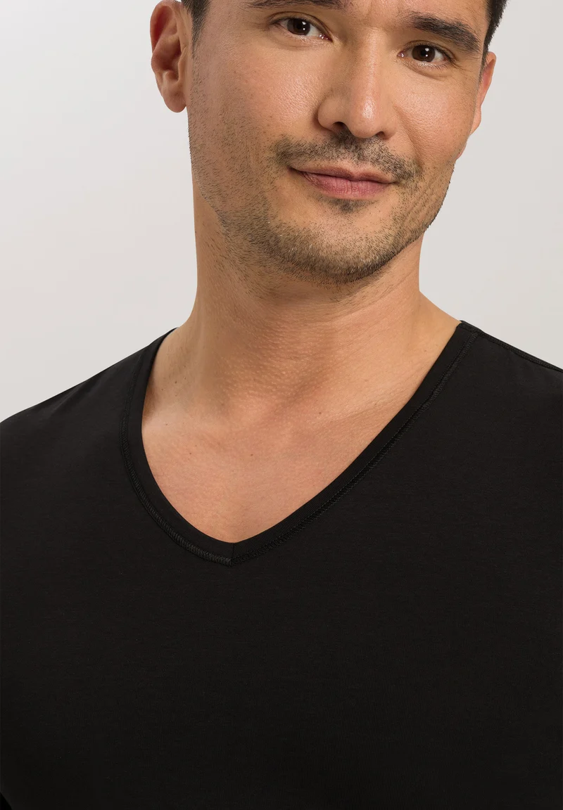 Natural Function S/SLV Shirt V-Neck | deep black 073185-072197