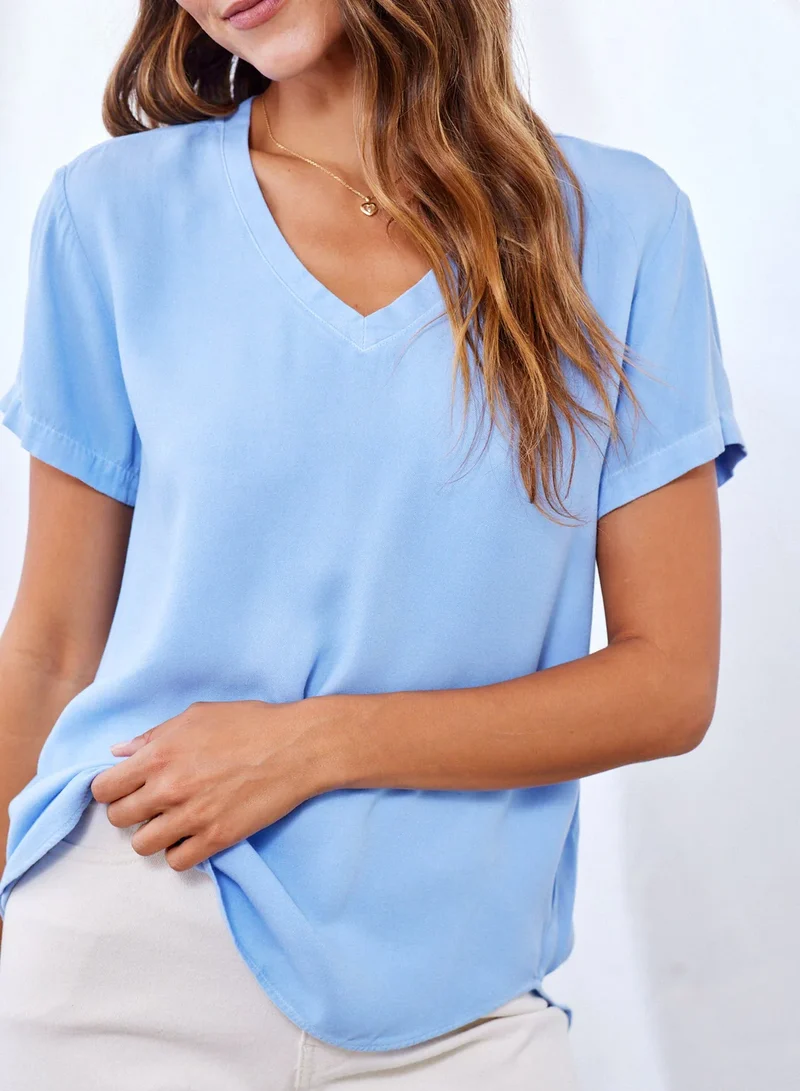 Blue Oasis V Neck