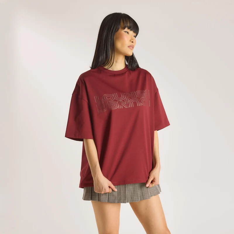 Oversized Graphic Tee - Burgundy