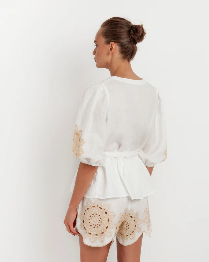 Daisy Embroidered Blouse with Belt