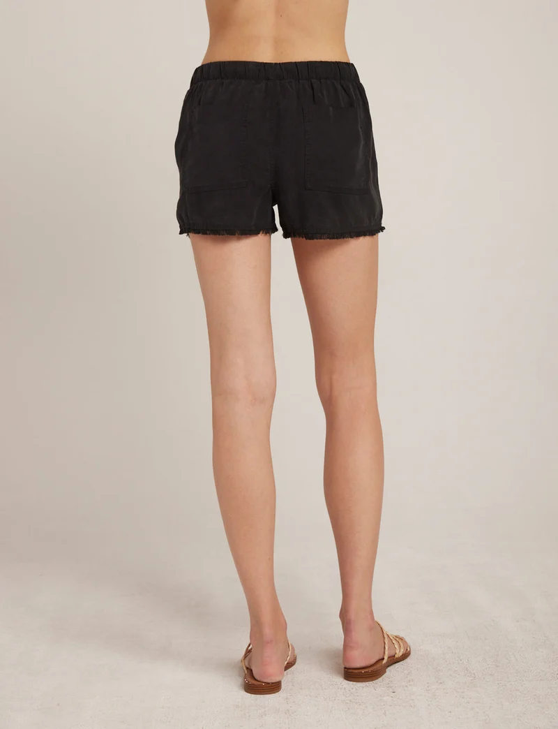Vintage Black Frayed Hem Pocket Short