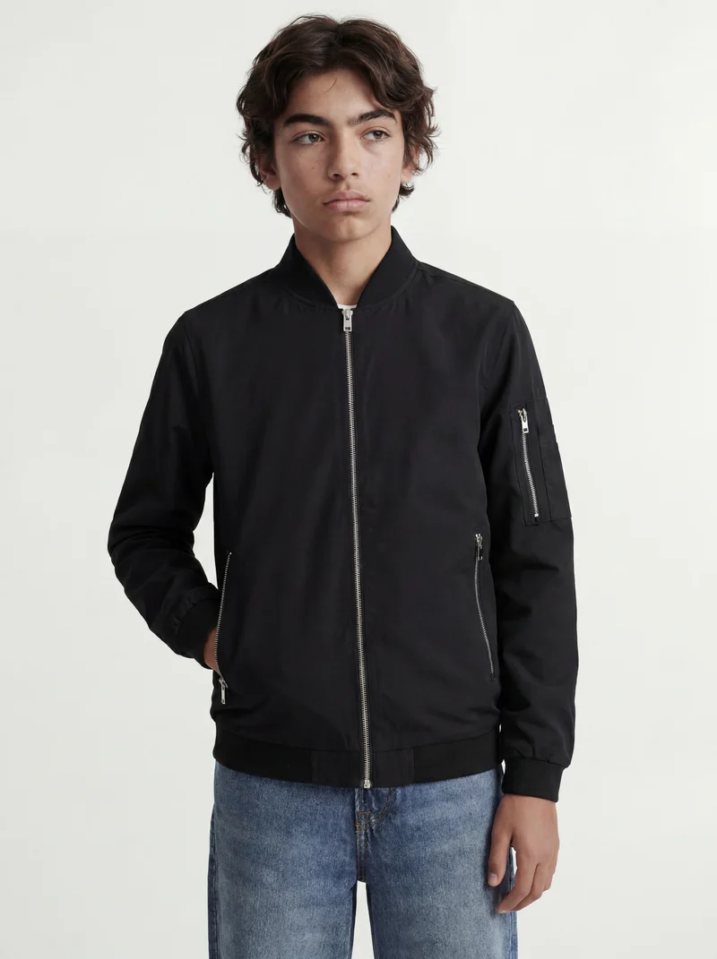 JJERUSH BOMBER NOOS JNR
