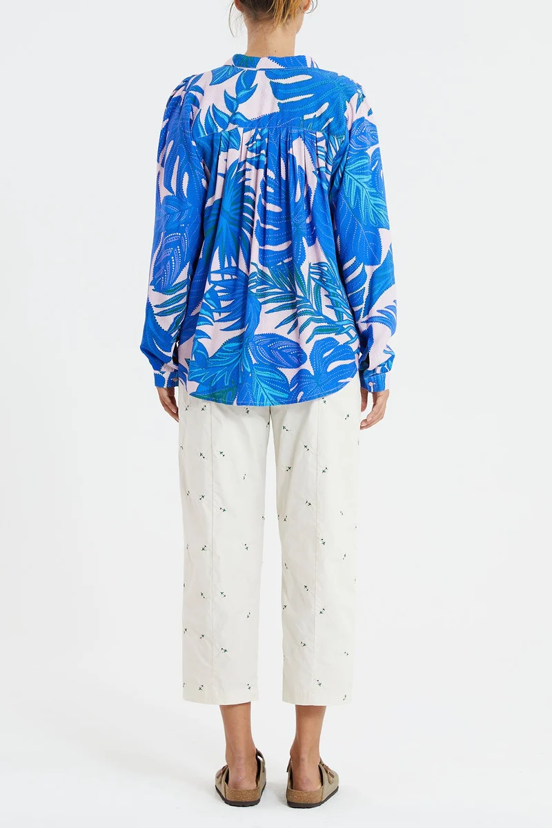 Lari Shirt