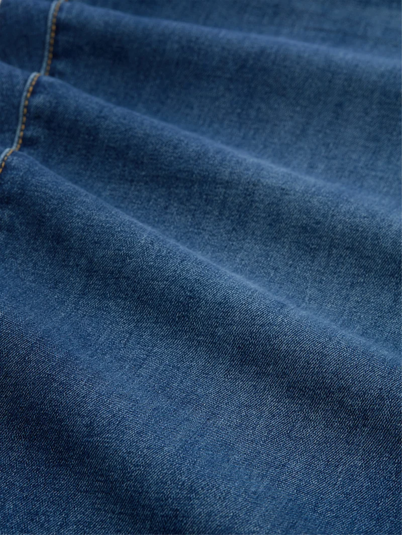 Plus Size - Straight Jeans