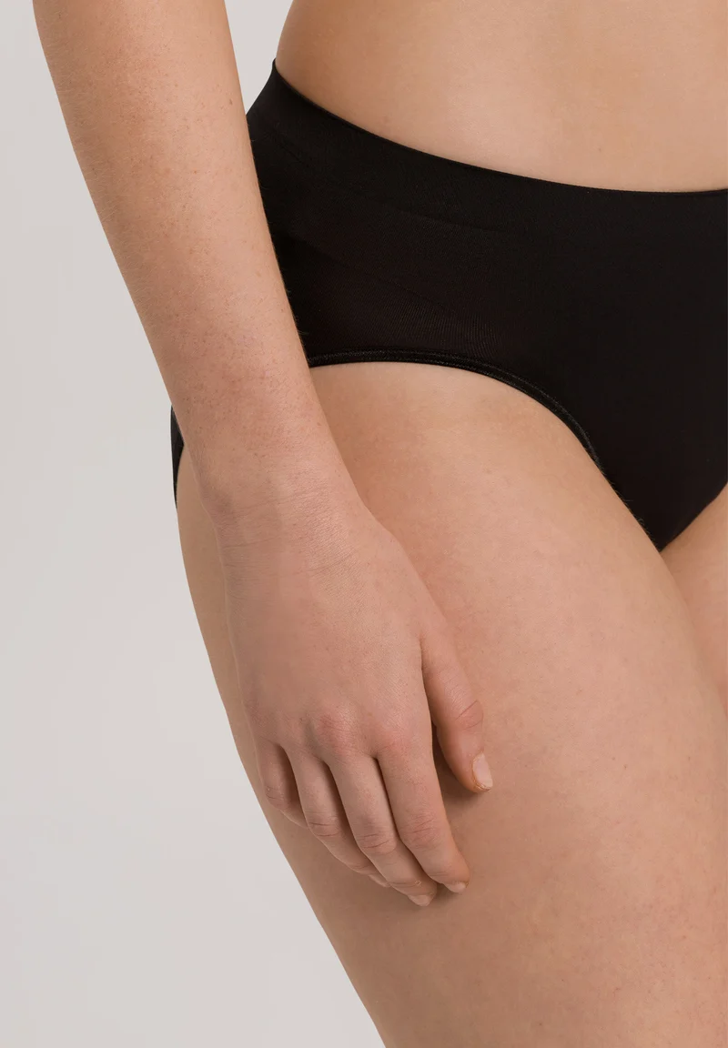 Touch Feeling Midi Briefs | black 071812-070199