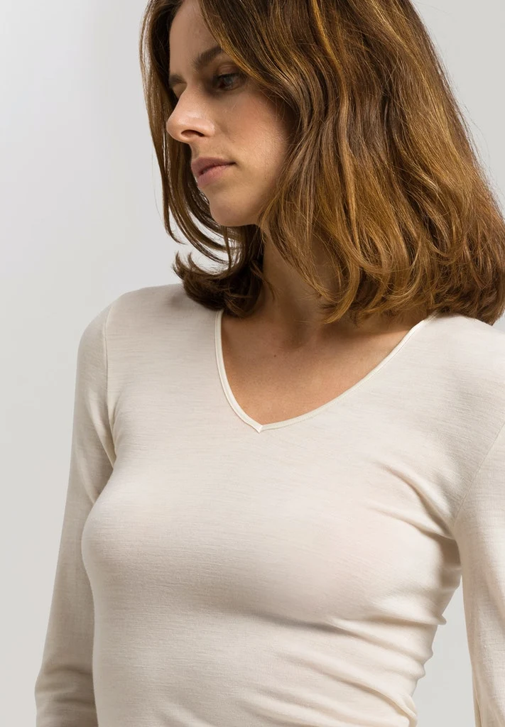 Woolen Silk Long Sleeve Top Cygne